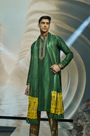 Green Silk Kurta Set with Dupatta and Highlight Embroidery