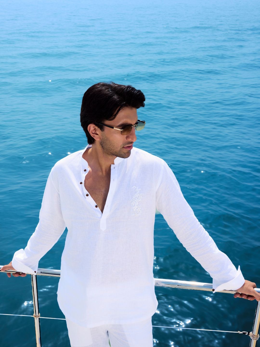 White Hand Embroidered Linen Short Kurta - KORANM