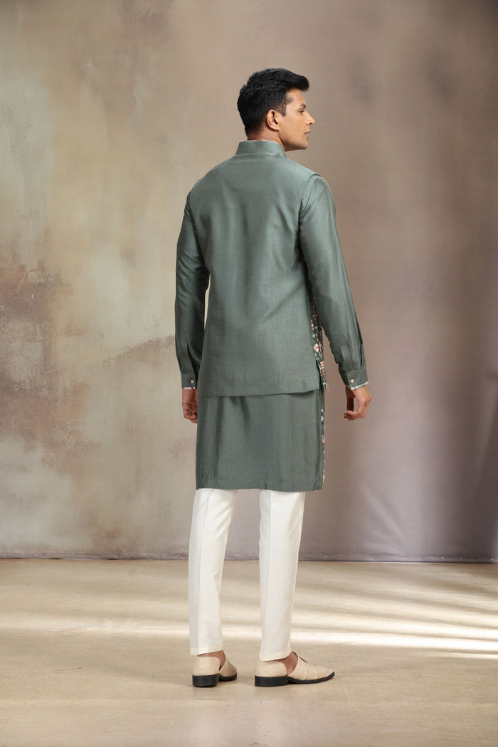 Green Prabal Silk Bandi Set paired with classic White Aligarhi bottoms. - KORANM