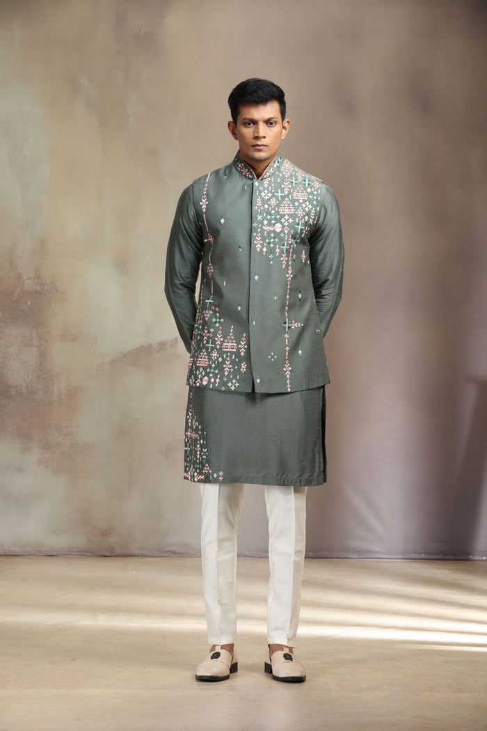 Green Prabal Silk Bandi Set paired with classic White Aligarhi bottoms. - KORANM
