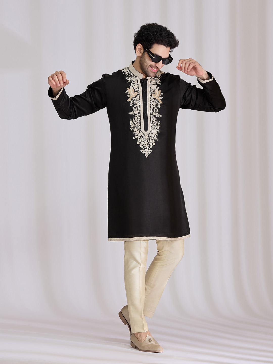 Buy Black Satin Linen Kurta Set with Resham Work & Aligarhi