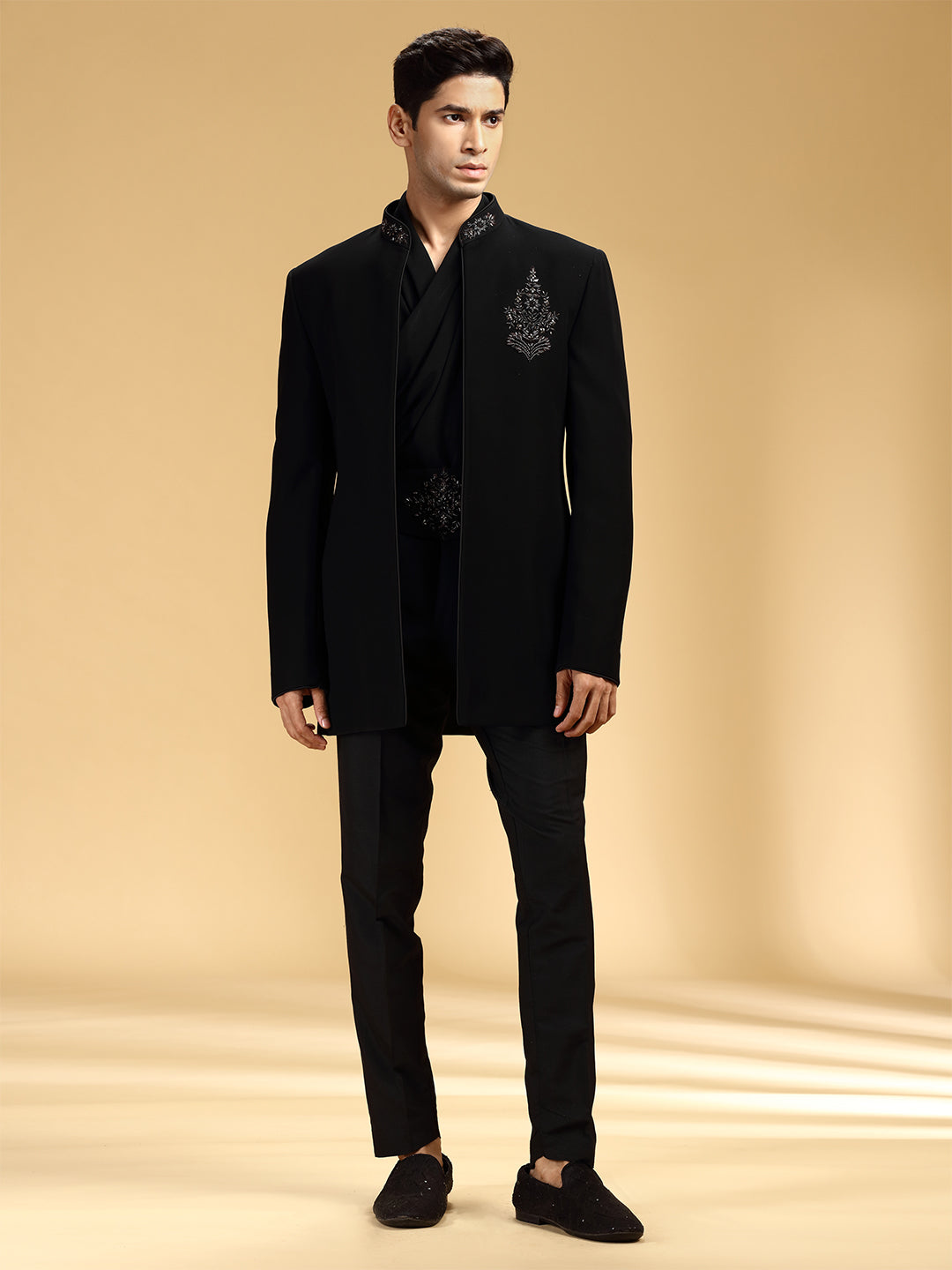 Black Bumario Embroidered Jodhpuri Set - KORANM