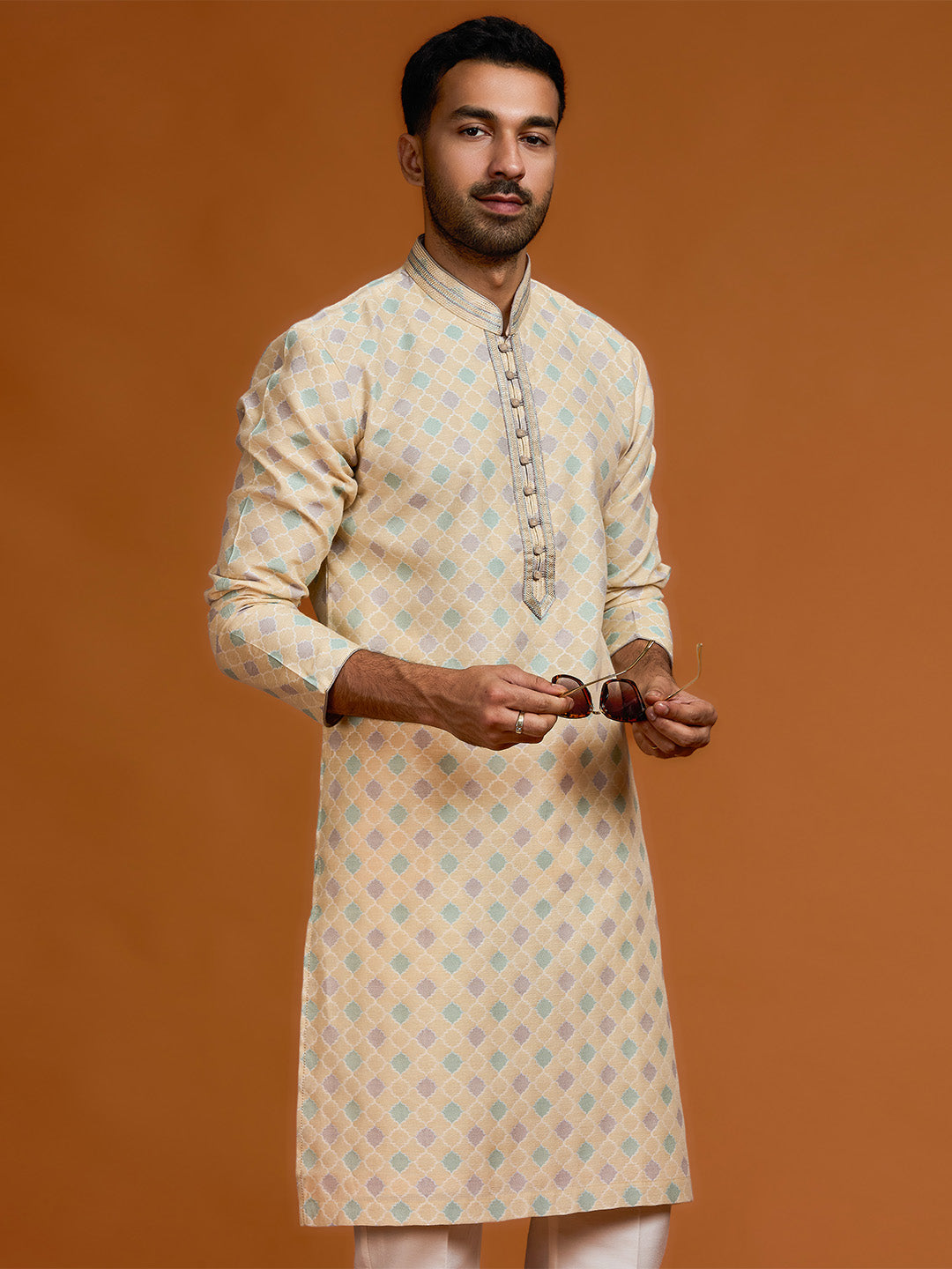 Fawn jacquard silk kurta with geometric print, paired with cream Aligarhi pants. - KORANM