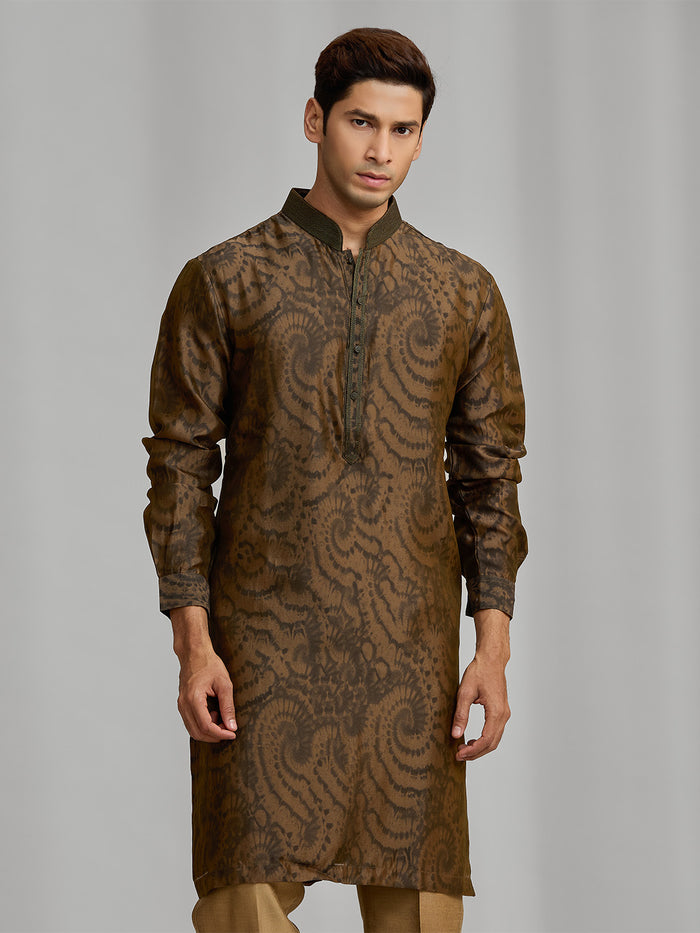 Olive silk-blend kurta with rhythmic print, paired with antique gold Aligarhi pants. - KORANM