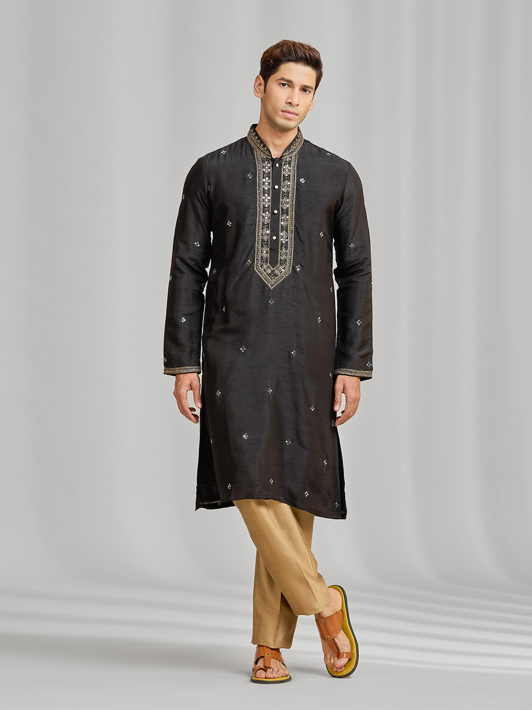 Black Silk Kurta and Dupatta Set with Highlight Embroidery - KORANM
