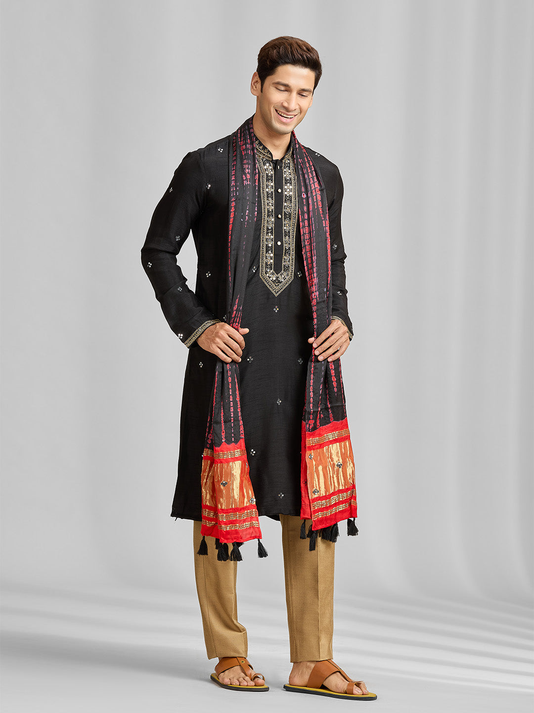 Black Silk Kurta and Dupatta Set with Highlight Embroidery - KORANM