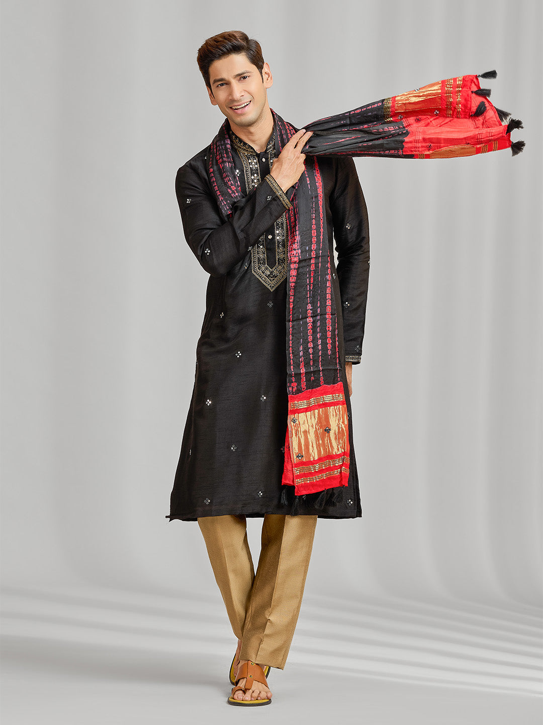 Black Silk Kurta and Dupatta Set with Highlight Embroidery - KORANM