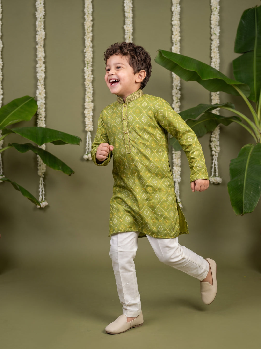 Green Bandhani Printed Cotton Linen Kurta with Cream Aligarhi Pants for Boys