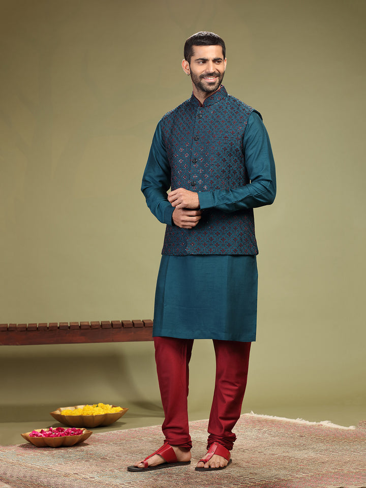 Rama Kurta with thread work on Bundi and Set with Chudidar - KORANM