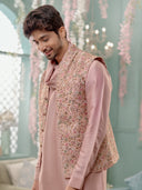 Onion Pink Kurta With Embroidery Work and An Aligadi Pant