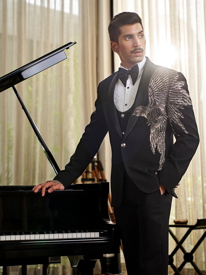 Sleek Black Tuxedo in Traxed Silk – Classic Elegance with Modern Detailing