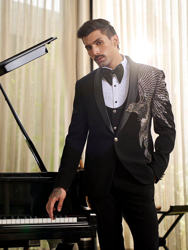 Sleek Black Tuxedo in Traxed Silk – Classic Elegance with Modern Detailing