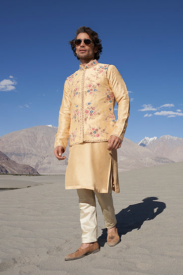 Golden Rays Embroidered Bandi Kurta Set