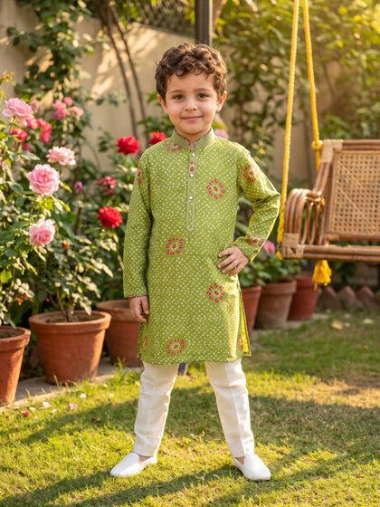 Green Bandhani Printed Silk Kurta with Cream Aligarhi Pant Set for Boys