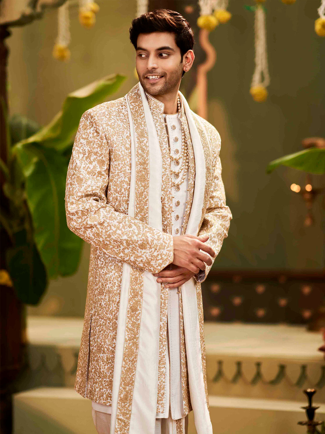 Muhurtham set with embroidery work on Alika, Kurta, Dupatta, and Dhoti