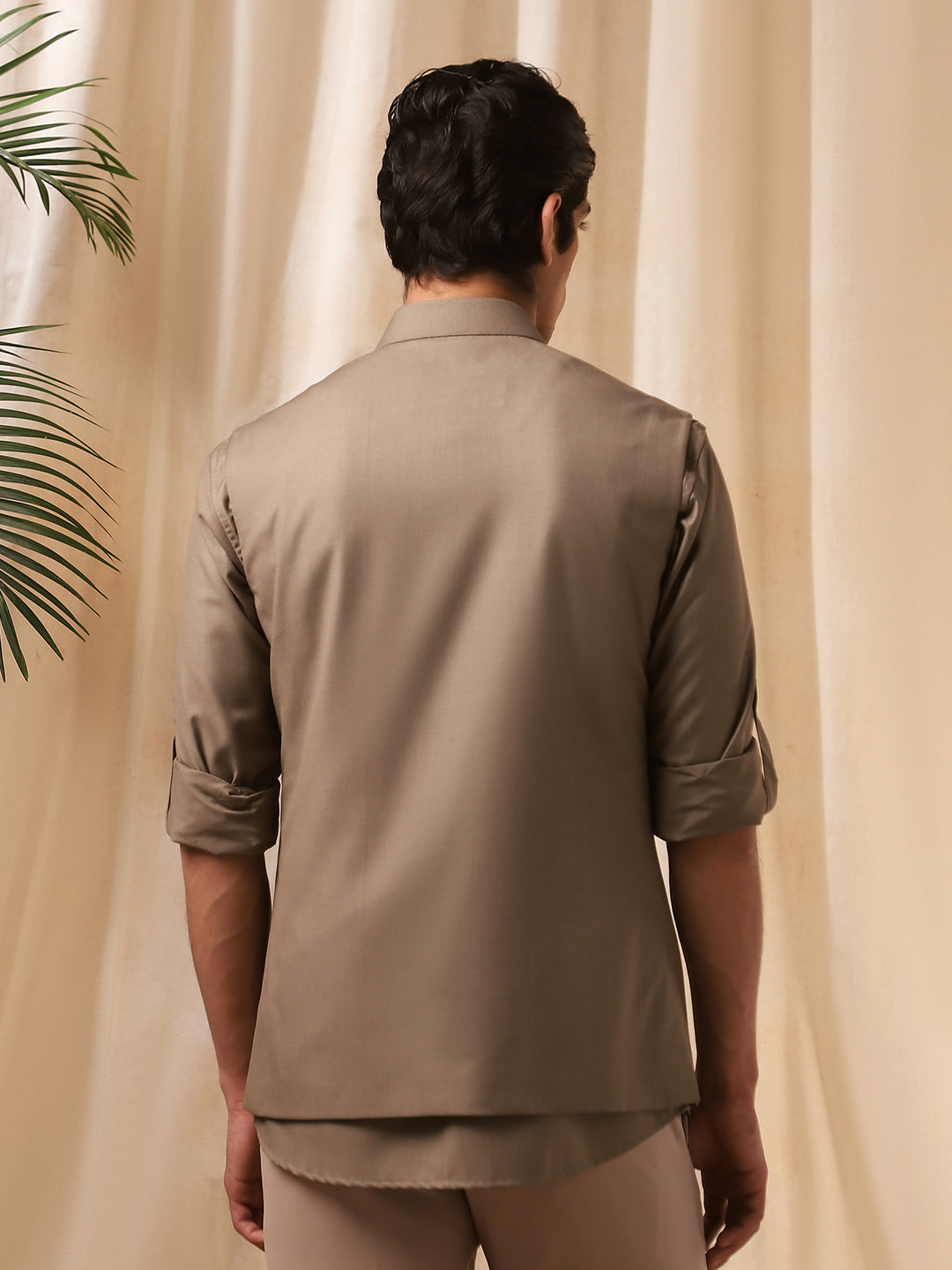 D. Fawn Rose Embroidery Bandi Shirt for Men