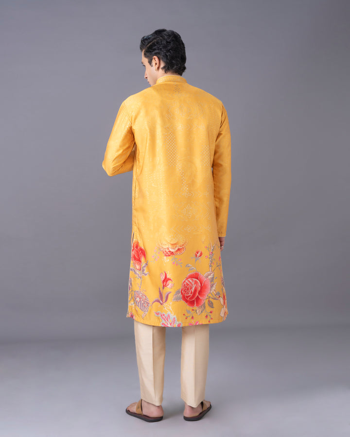 Elegant Yellow Silk Kurta Set with Exquisite Work