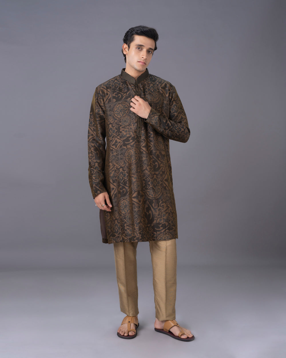The Olive Oasis Printed Kurta & Alighari