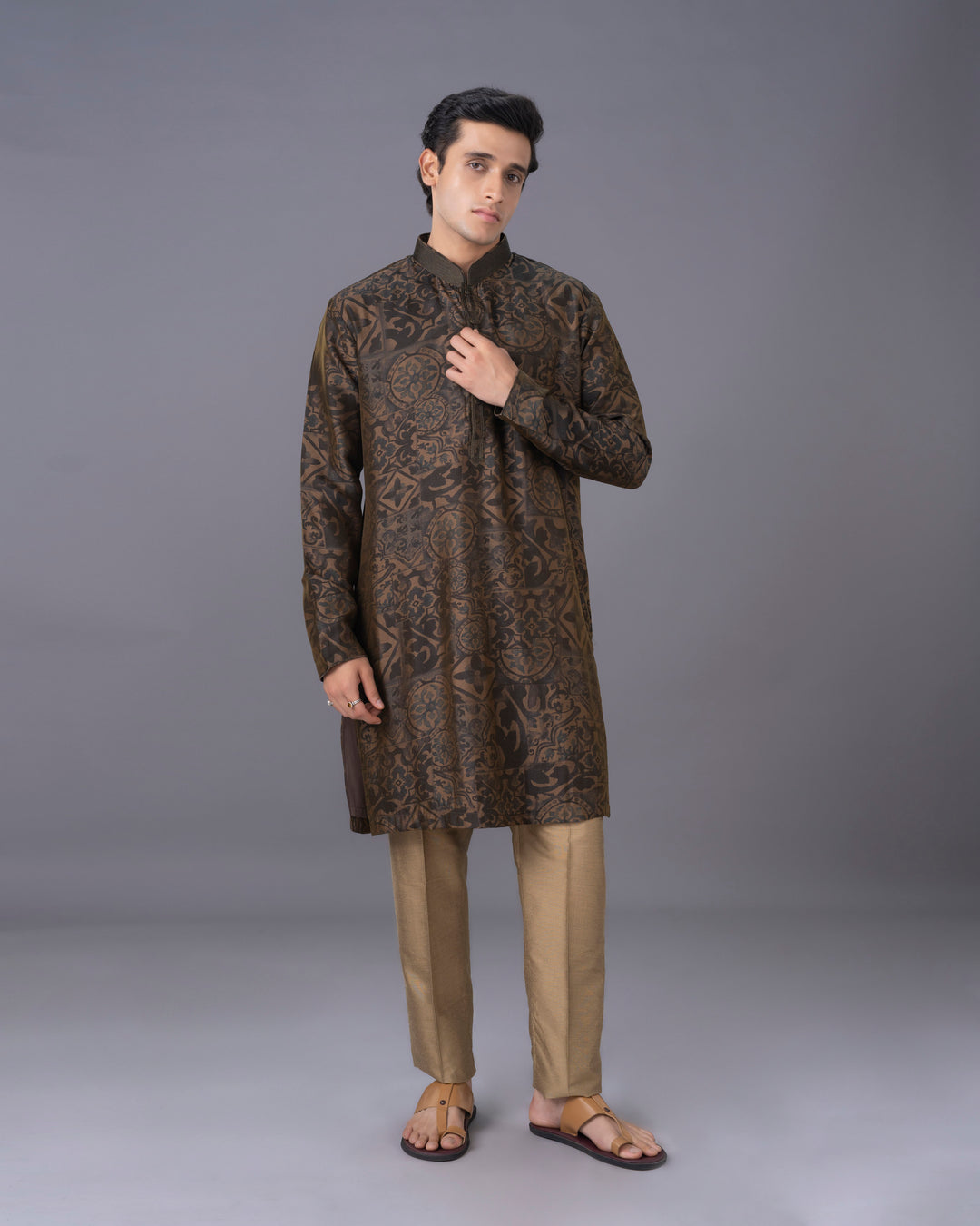 The Olive Oasis Printed Kurta & Alighari