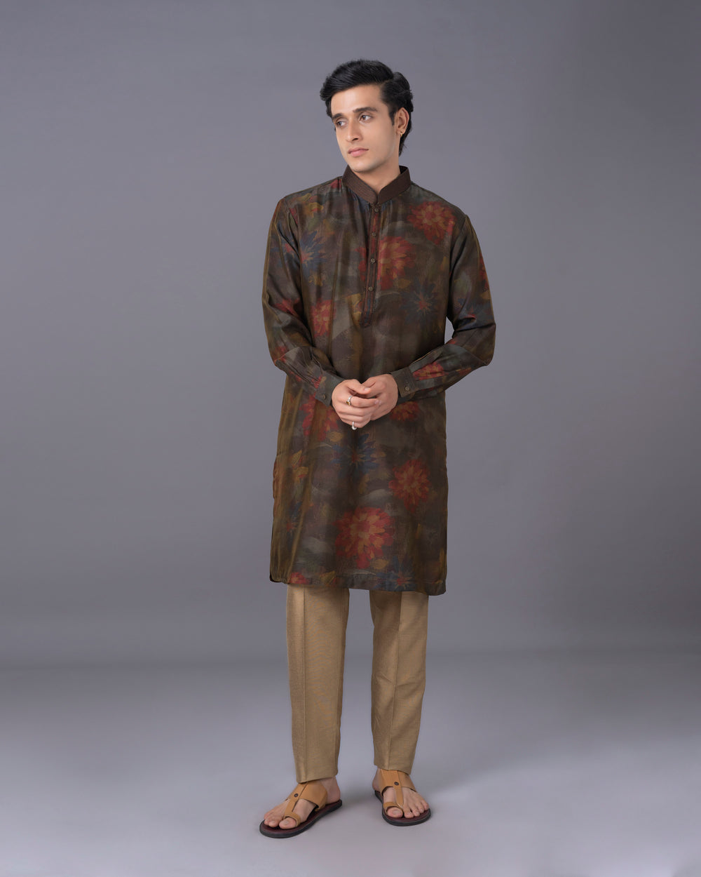Regal Blend Green Maroon Printed Kurta & Alighari