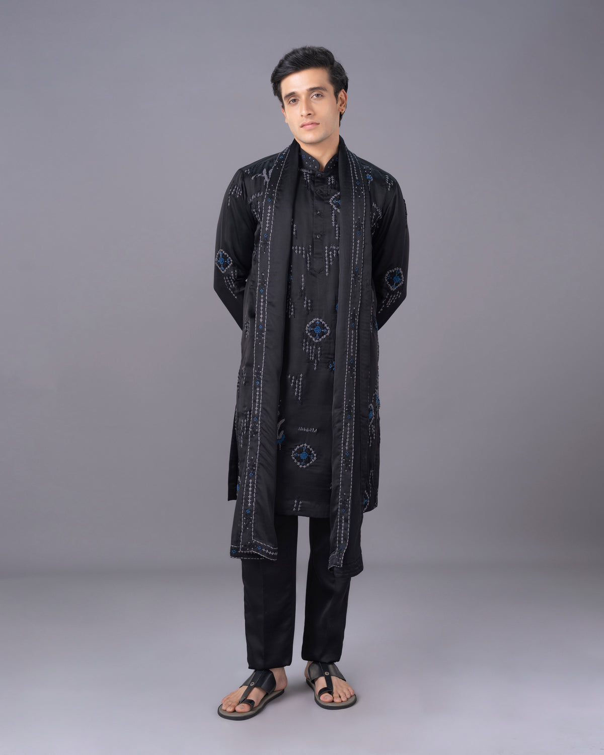Close-up of intricate embroidery on black Munga silk kurta – KoraNm