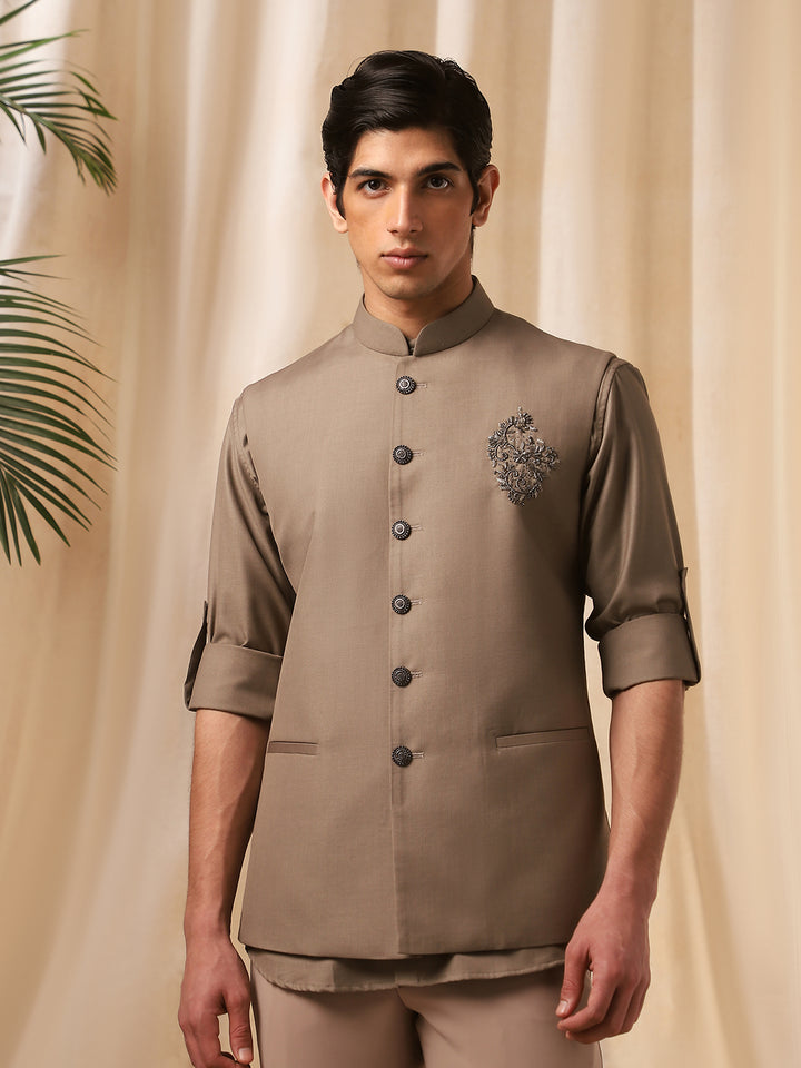 D. Fawn Linen Embroidery Bandi Shirt for Men