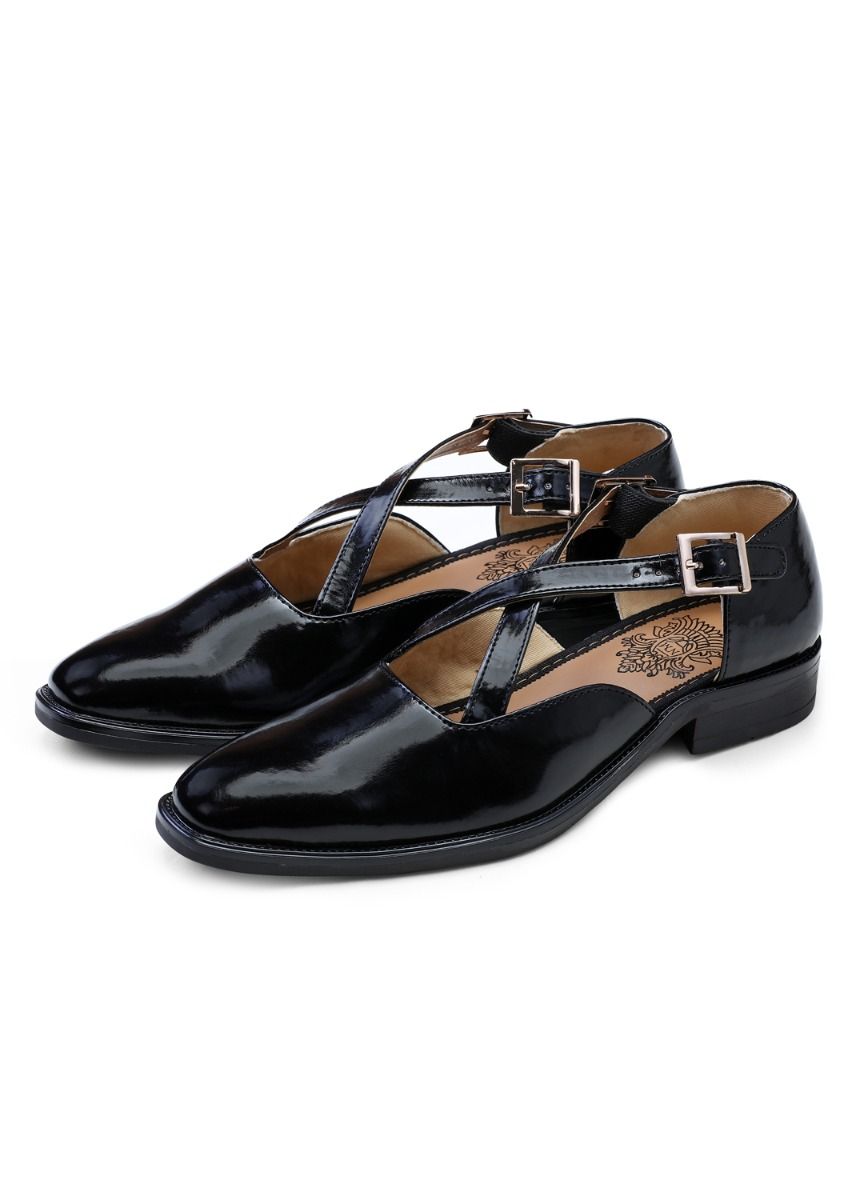 Black Handcrafted Semi-Leather Sandals - KORANM