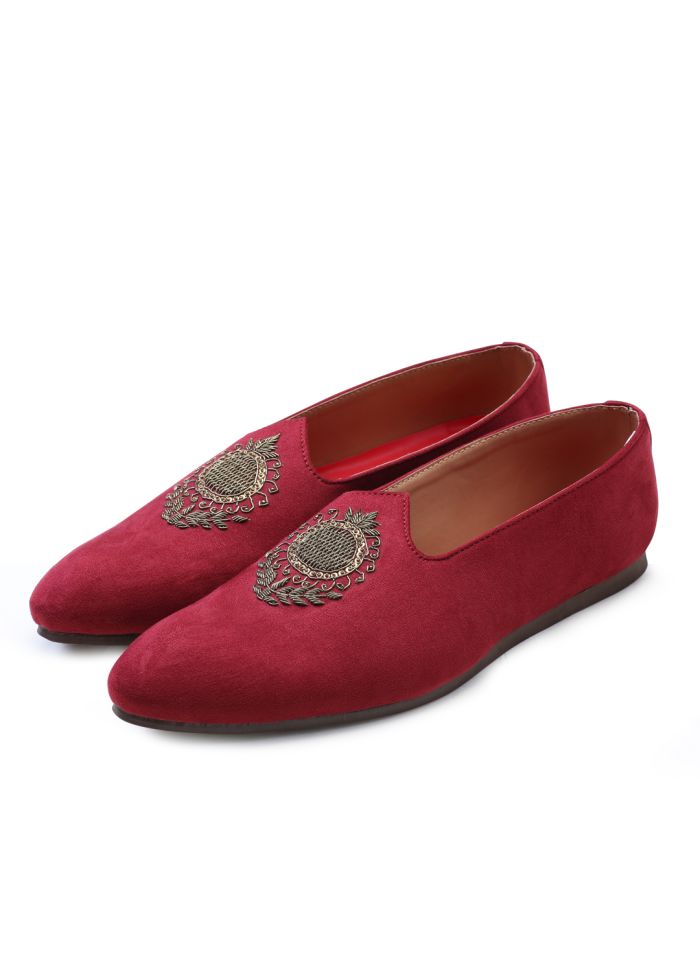Maroon Hand Crafted Zardoshi Embroidered Suede Jutti